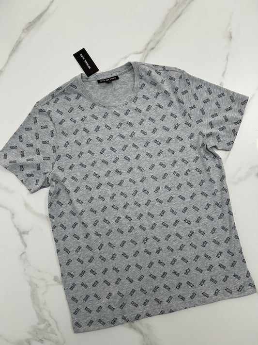 Polera monograma Michael Kors
