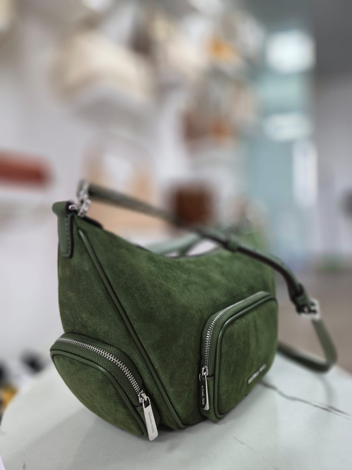 Crossbody Michael Kors gamuza verde oliva