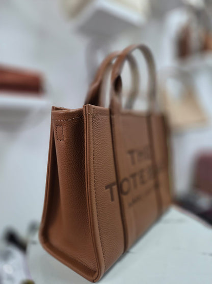 Tote Marc Jacobs cuero marrón