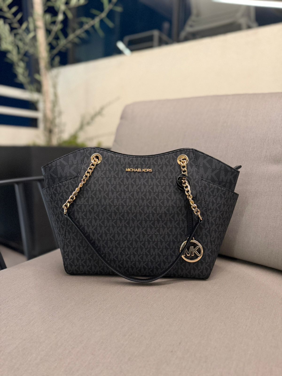 Tote Michael Kors Negro Monograma